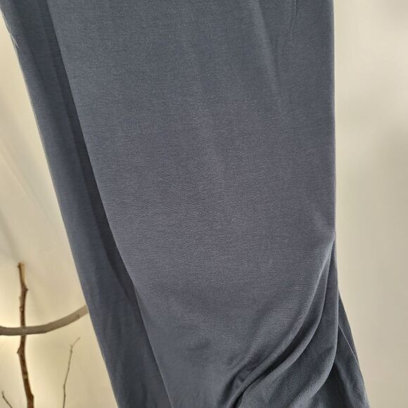 Missguided blue tshirt dress new with flaw - Picture 6 of 9